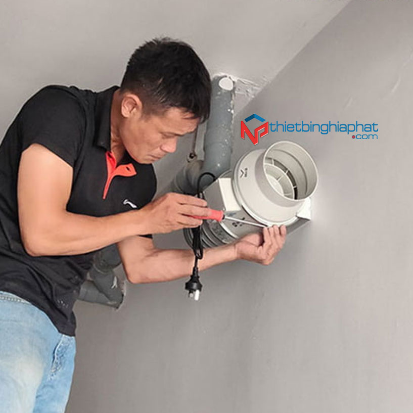 Quạt hút mùi nối ống Phi 150 16 Quạt hút mùi nối ống lắp trên tường