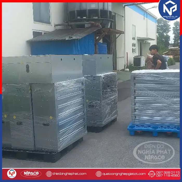 Lắp đặt quạt thông gió vuông 1000x1000 Nhà xưởng tại Ninh Bình 7 Lắp đặt Quạt thông gió vuông 1000x1000mm