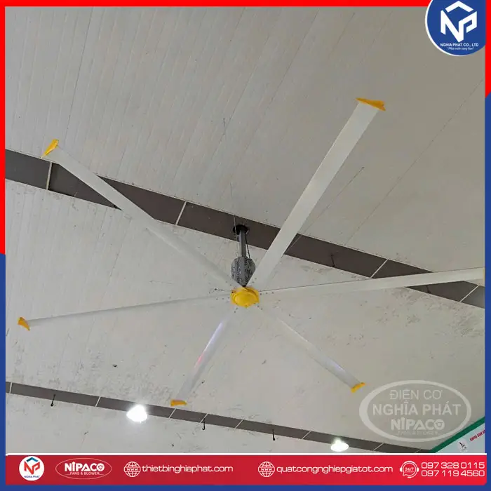 Lắp đặt quạt trần công nghiệp 7.3m cho Siêu thị tại Bắc Ninh 7 Quạt trần công nghiệp sải cánh 7.3m - Động cơ giảm tốc
